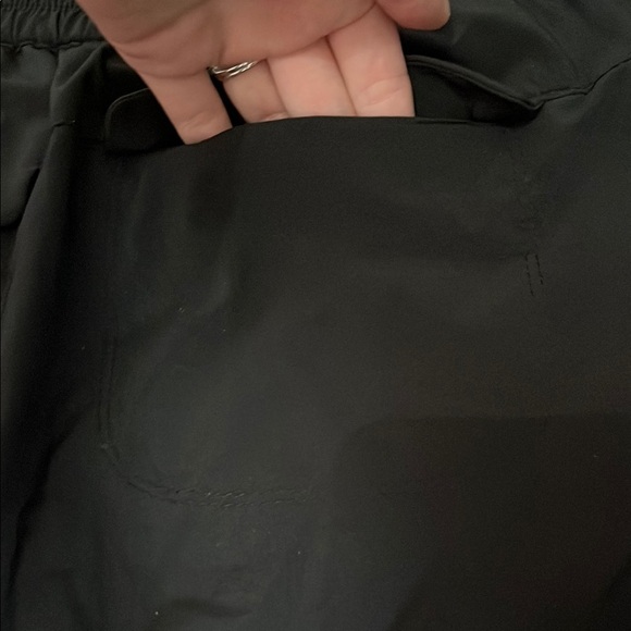 Tommy Bahama Island Zone Performance Black Mini Skort - Size Medium - Picture 8 of 14